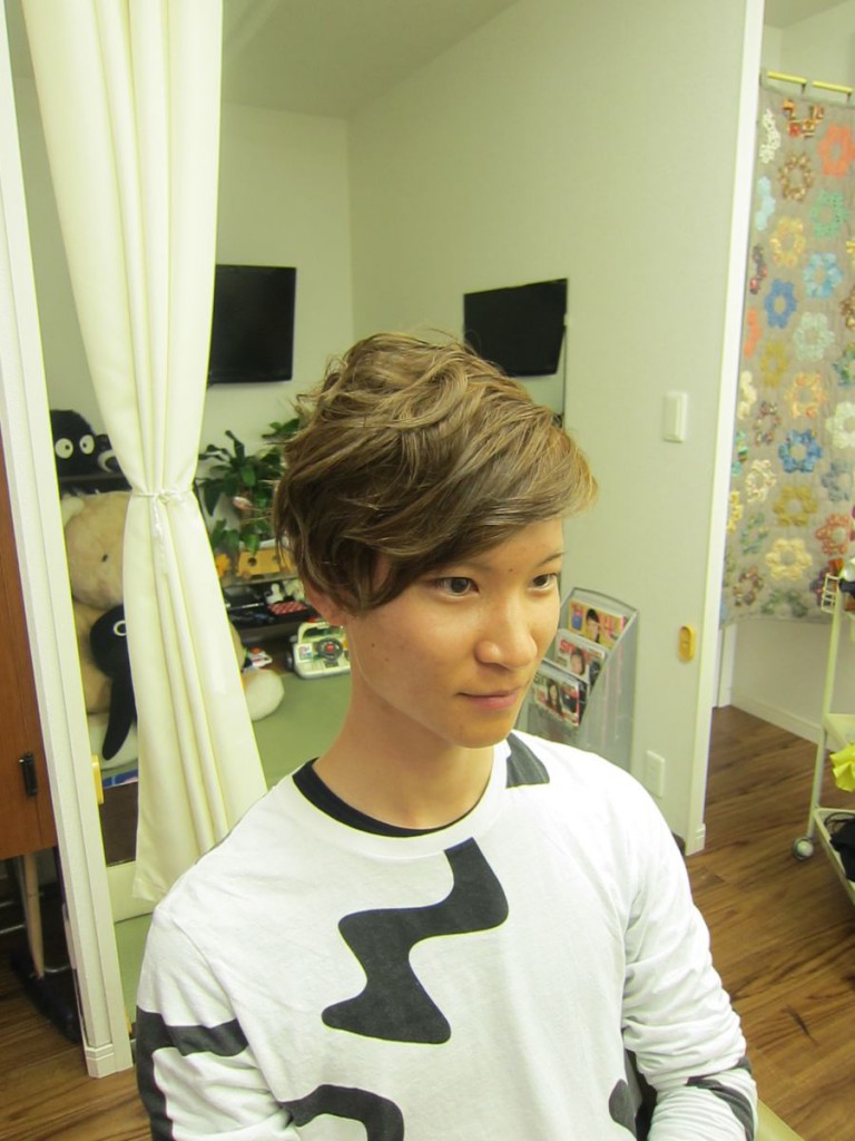 個性派メンズスタイル パーマ＆カラー Hair Salon LAUGH（ヘアーサロンラフ） 松山市城北地区のアットホームな美容室